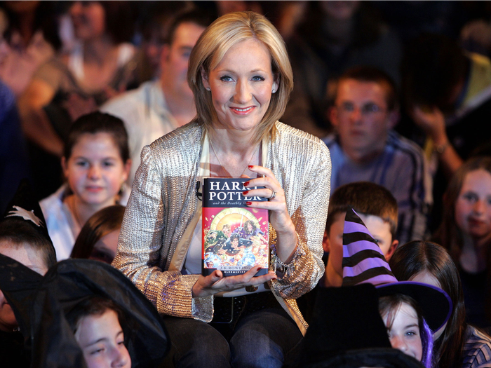JK. Rowling Penulis Harry Potter